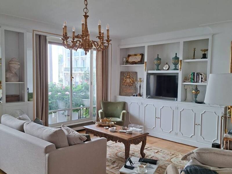 Location appartement de 94m2 à PARIS 16