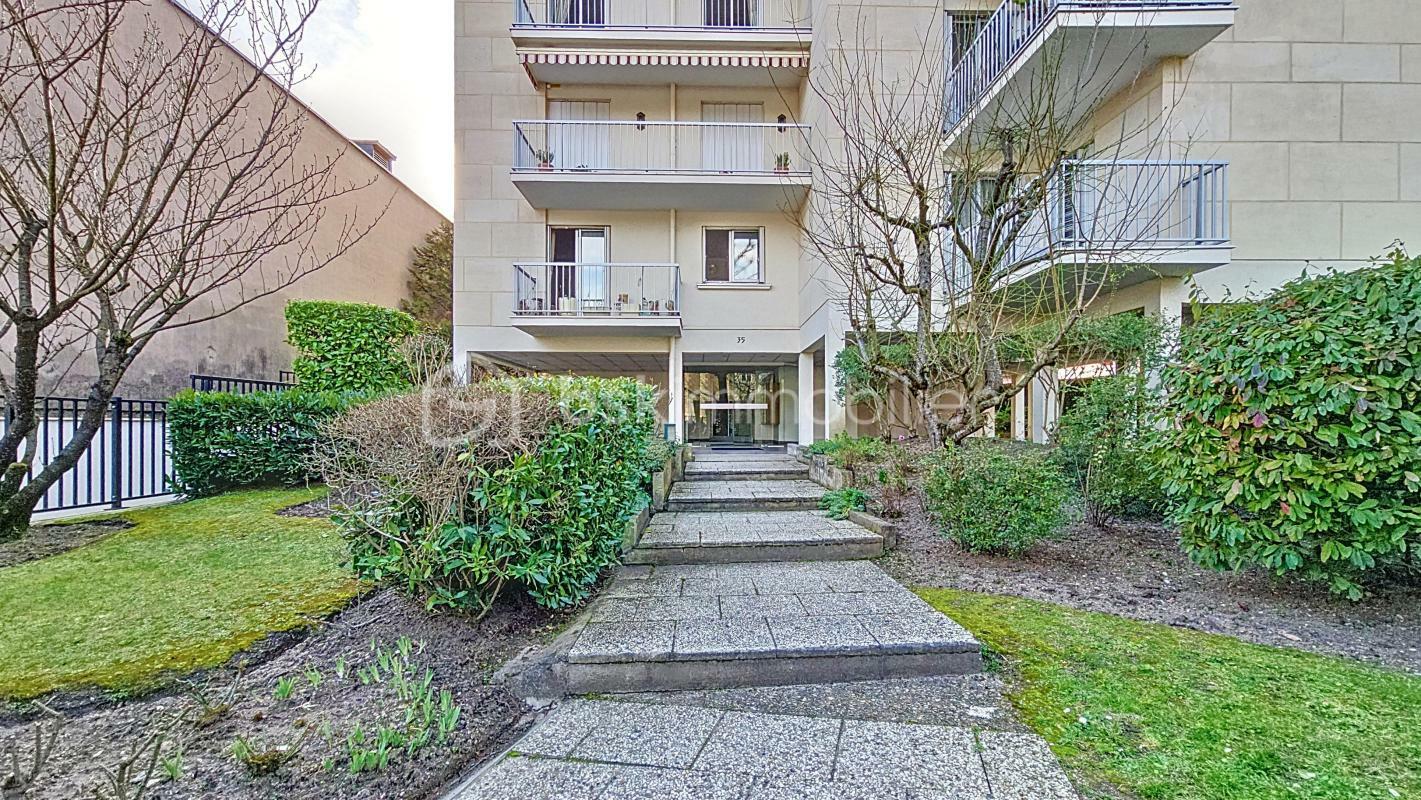 Un agencement idéal pour cet agréable 4 pièces de 91m2 avec balcons