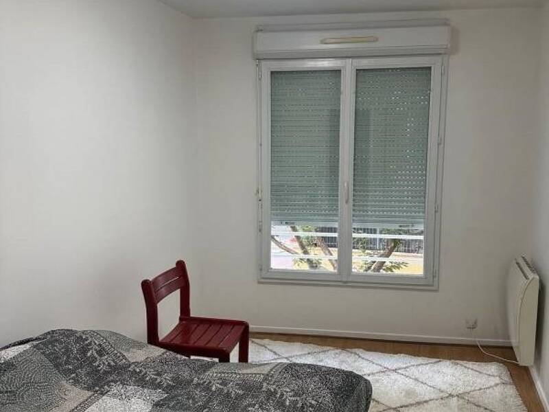 Apartment for rent of 64 sqm in SAINT DENIS