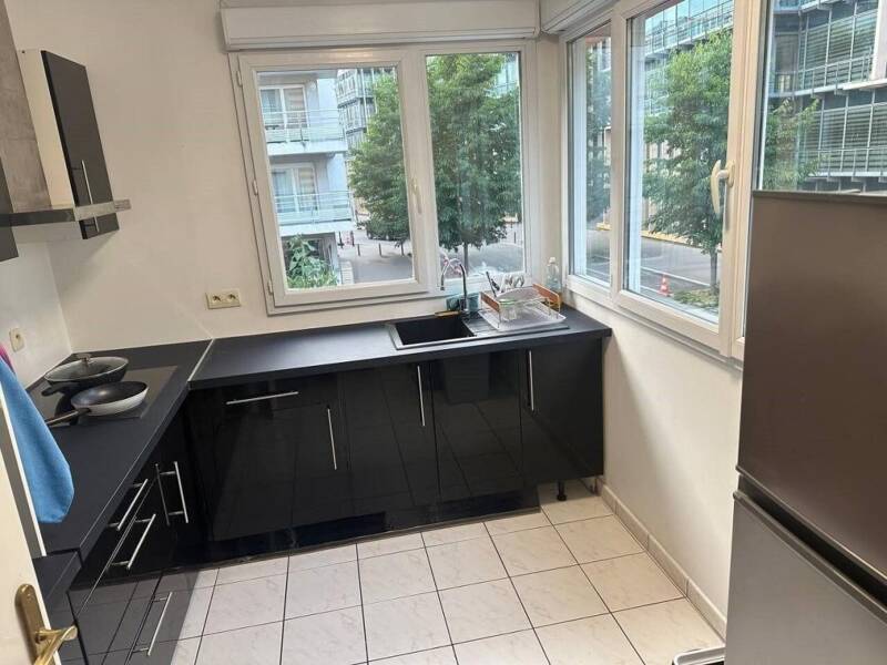 Apartment for rent of 64 sqm in SAINT DENIS