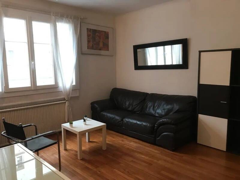 Rental apartment of 48sqm in PARIS 16