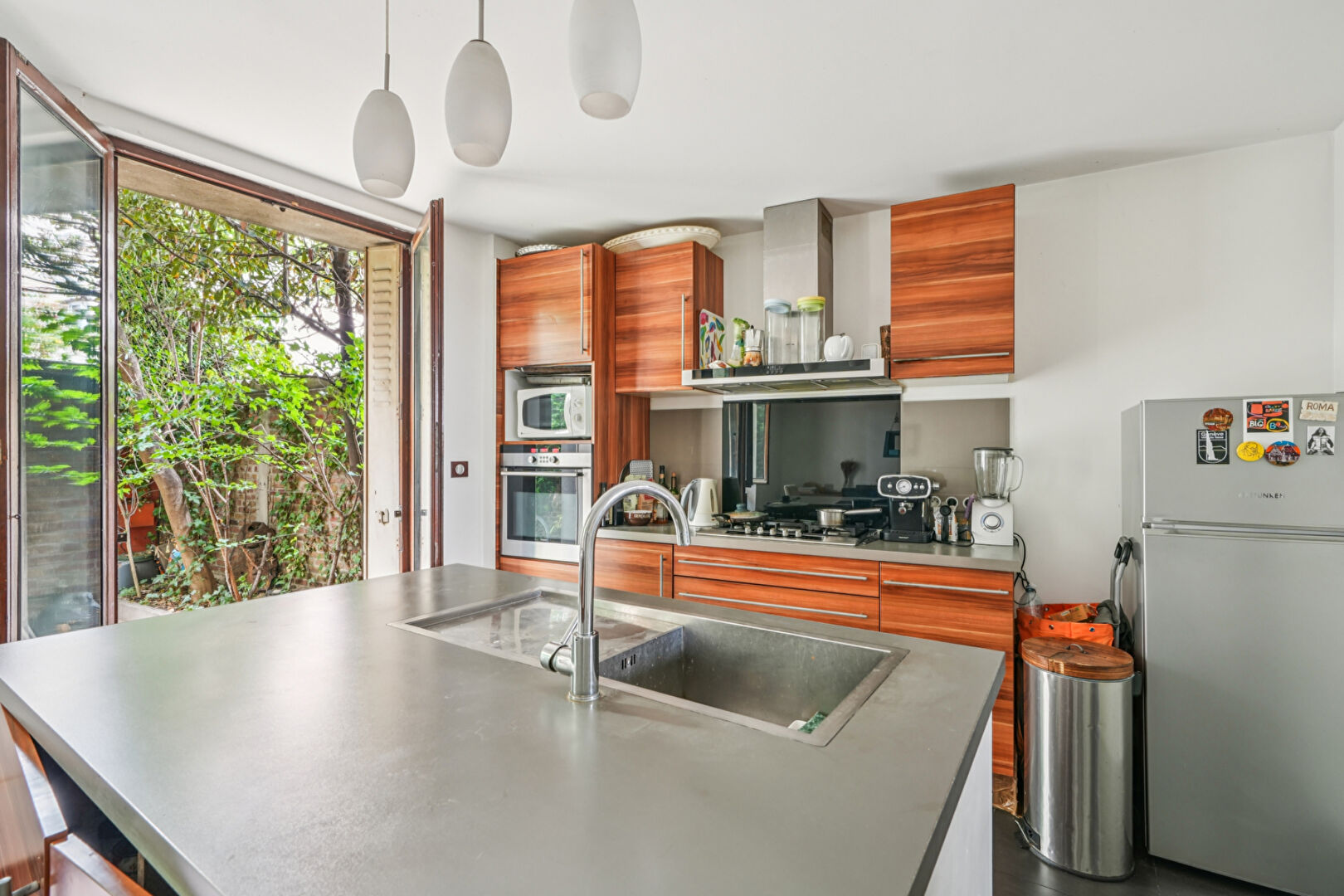 Montreuil house with 6 rooms