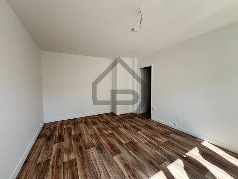 28sqm apartment for rent in ARGENTEUIL