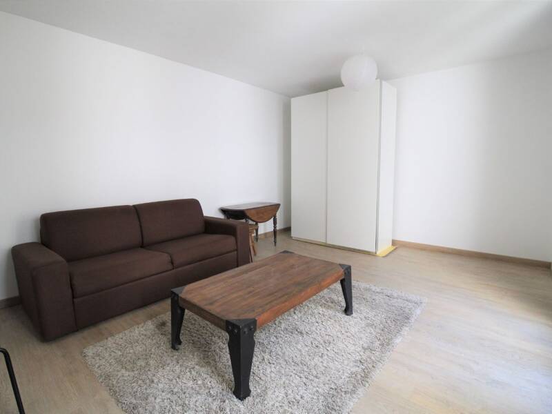 26 sqm apartment for rent in PARIS 14