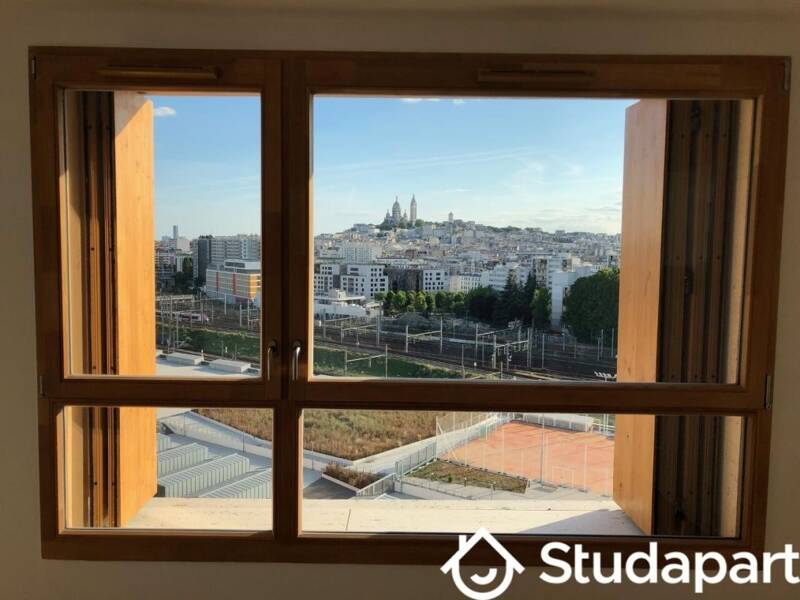 Location appartement de 10m2 à PARIS 18