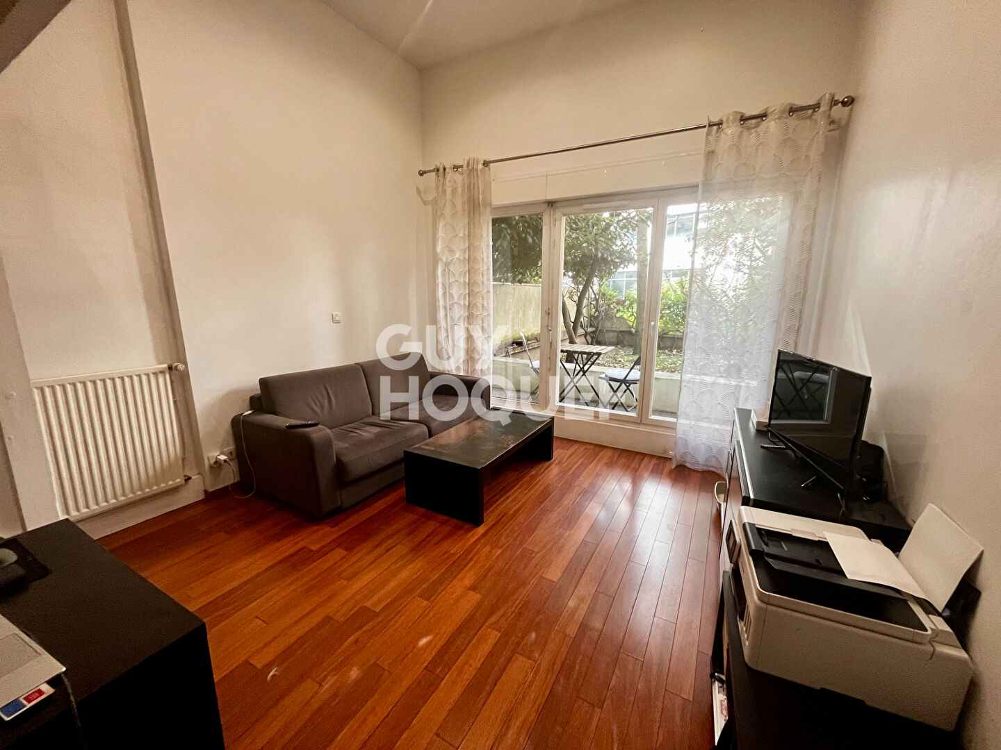 SUPERBE STUDIO +1 MEUBLE AVEC MEZZANINE