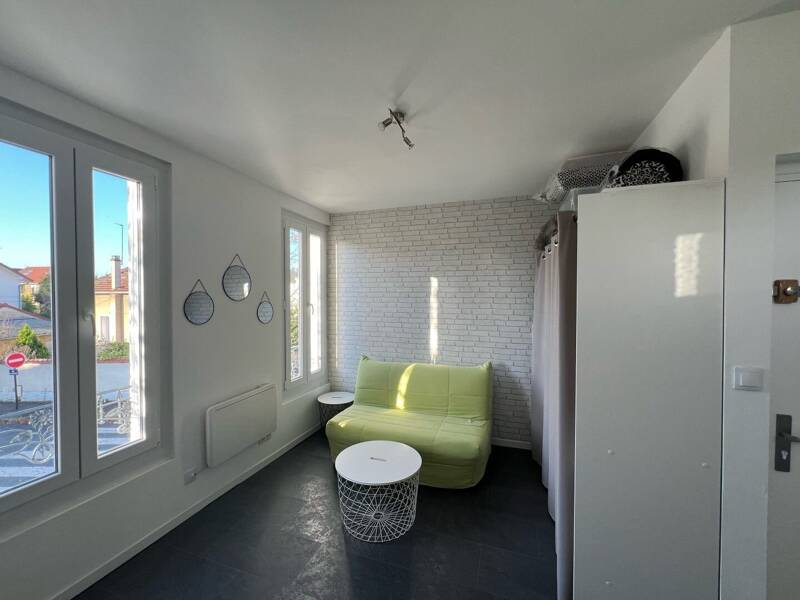 Location appartement de 20m2 à SAINT MAUR DES FOSSES