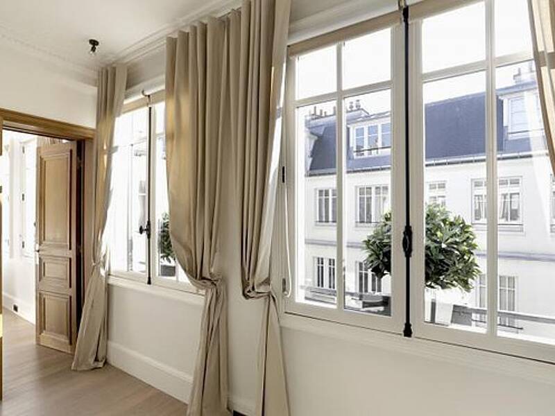 Apartment for rent of 40 sqm in PARIS 1.