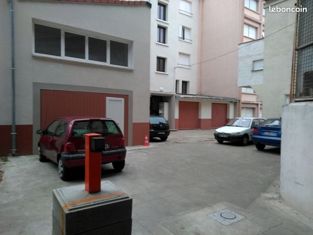 3163693169