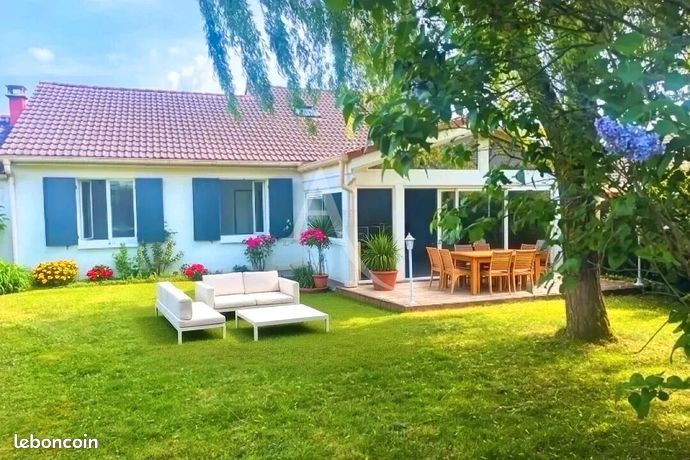 Maison 137 m² 8 pièces avec garage à Cergy 95800