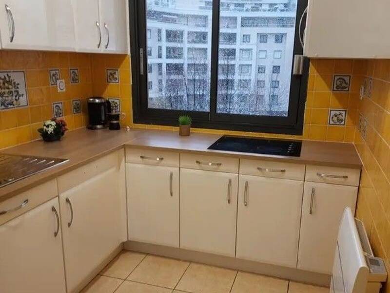 Location appartement de 46m2 à PARIS 19