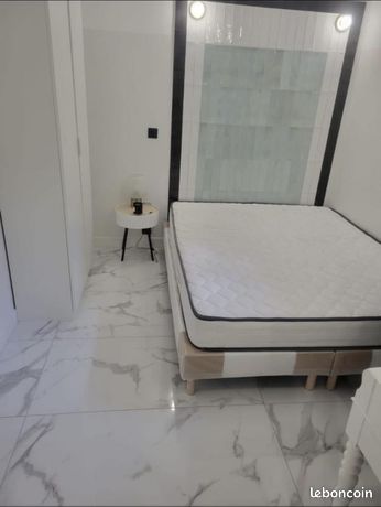 Appartamento 1 locale 20 mq arredato Romainville vicino metro