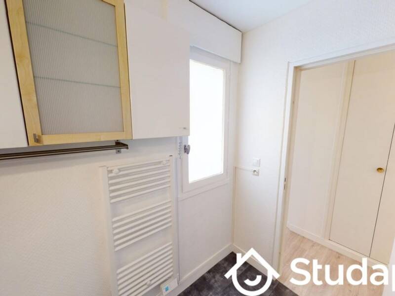 Location appartement de 7m2 à PARIS 13