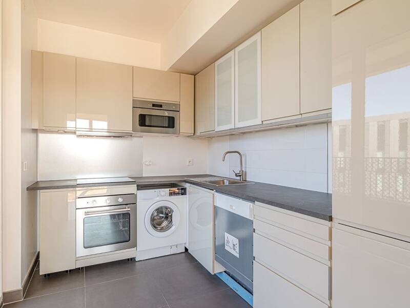 Location appartement de 94m2 à PARIS 17