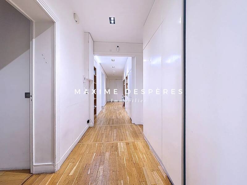 Location appartement de 137m2 à NEUILLY SUR SEINE