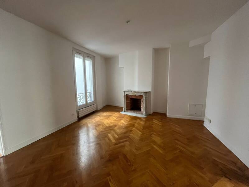 Location appartement de 60m2 à PARIS 9