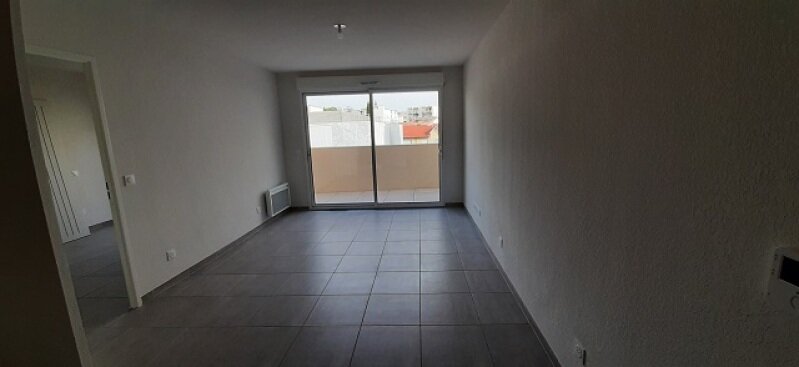 NIMES - APPARTEMENT T2 - 39.20m2