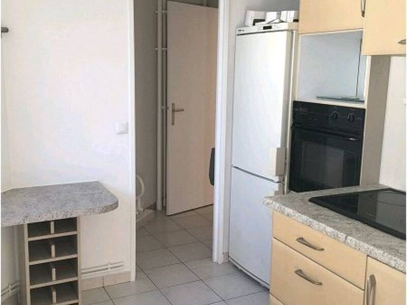 Location appartement de 76m2 à PARIS 17