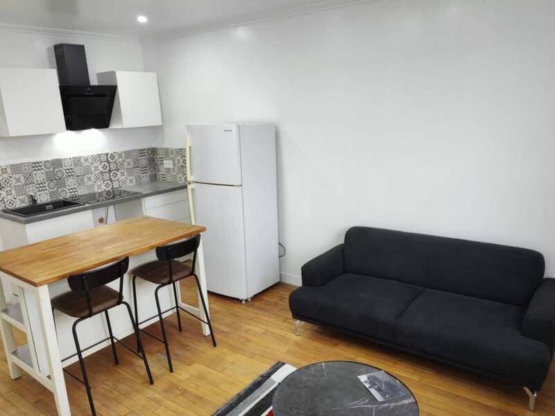 Apartment for rent of 34 sqm in SURESNES