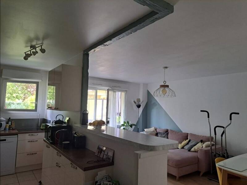 Apartment for rent of 65sqm in Poissy