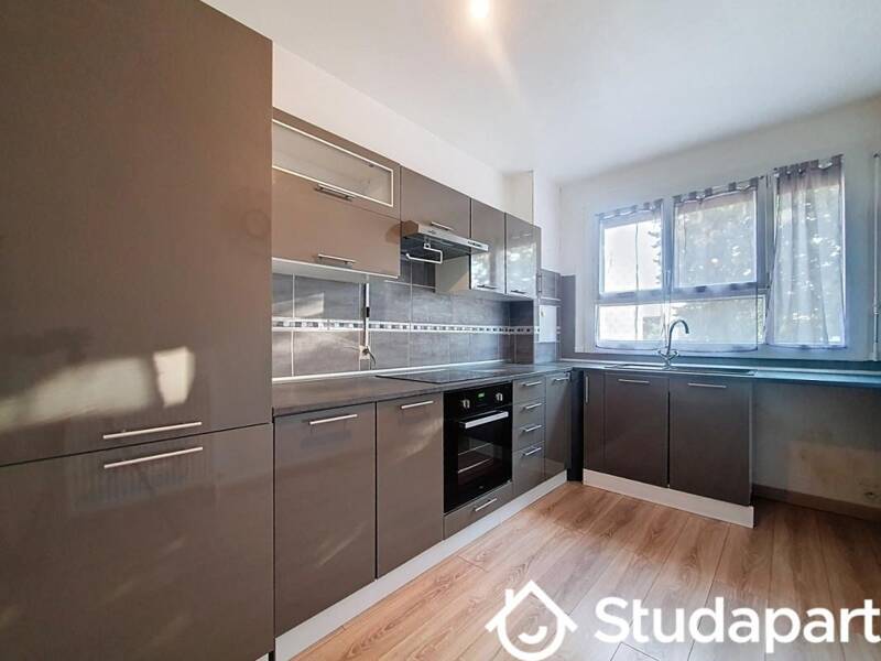 T2 10mq ideale per studenti Livry Gargan 93190