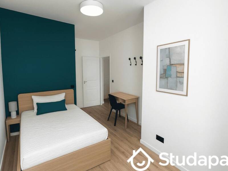 12sqm apartment for rent in PARIS 17