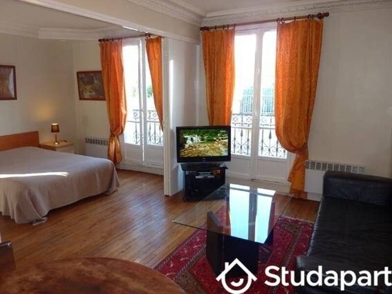 T2 Apartment 50 sqm with Balconies in Paris 15 near Cambronne Metro
