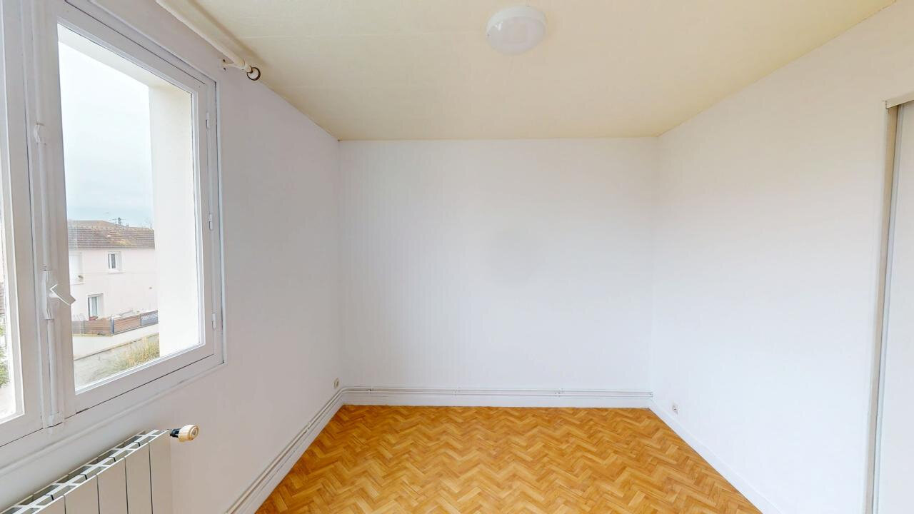 Appartement Mantes La Jolie 3 pièce(s) 57.46 m2 avec cave et stationnement