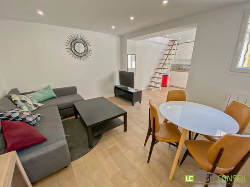 Apartment for rent of 38 sqm in Châtenay-Malabry.