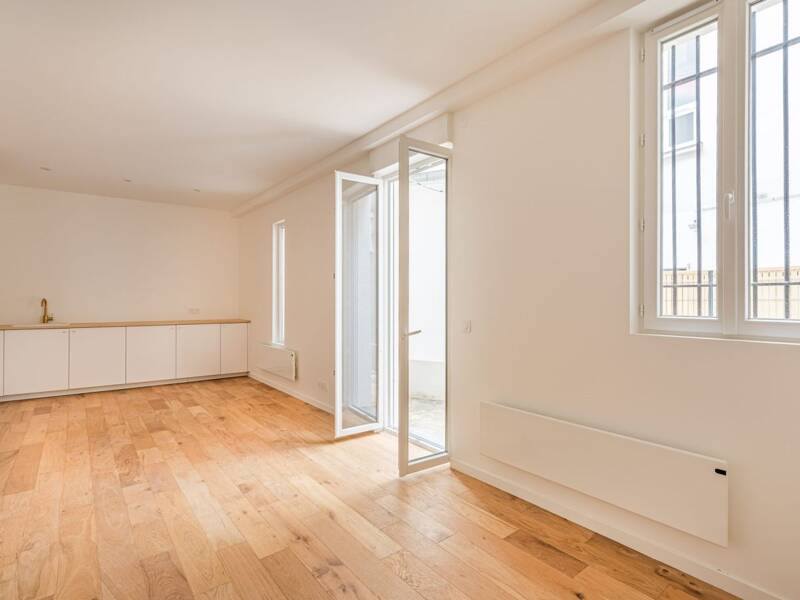 Rental house of 93sqm in PARIS 14
