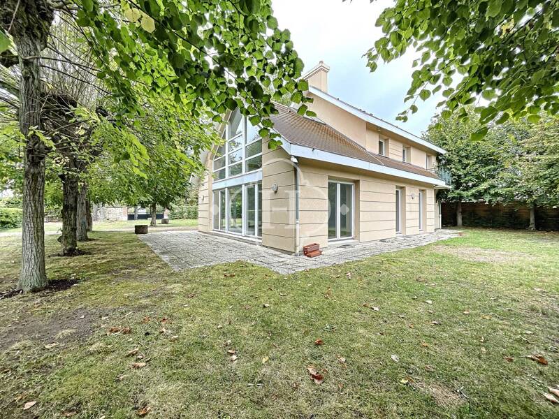 Maison 152m² 6 pièces avec jardin Le Vésinet 78110