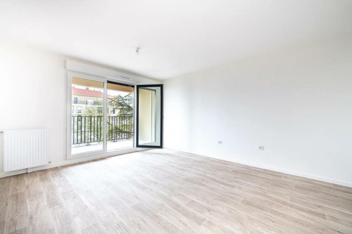 3-room apartment 57 sqm with balcony in Conflans-Sainte-Honorine