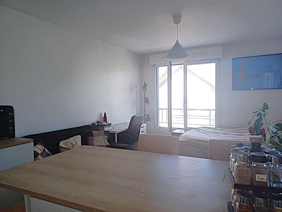 For sale: 32 sqm apartment in Maisons-Alfort.