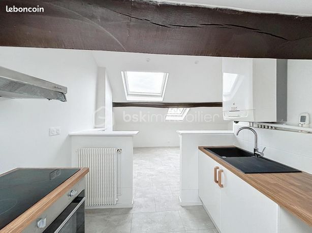 Five-room apartment in Corbeil-Essonnes (91100)