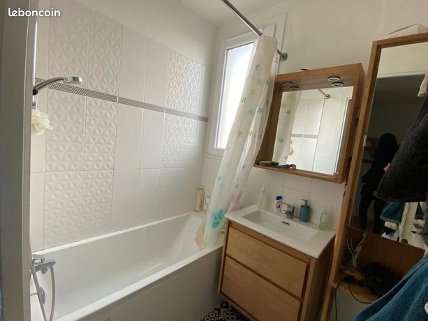 Furnished bedroom 2 minutes from metro line 7 - 550 Euro