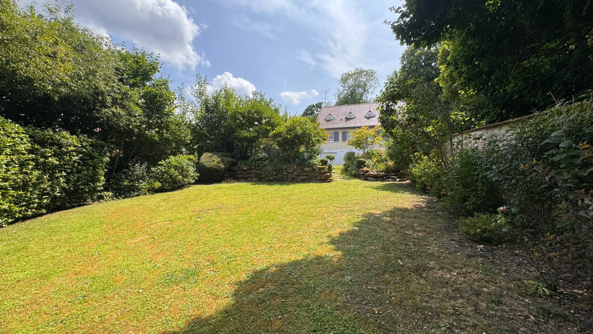 Maison Evry Village