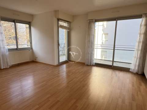 Furnished 1-bedroom apartment for rent in Nantes, Cité des Congrès.