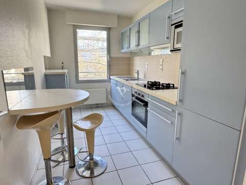 Furnished 1-bedroom apartment for rent in Nantes, Cité des Congrès.