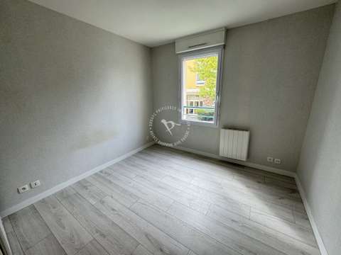 T1 Apartment for rent in Nantes, Pont Du Cens - Petit Port