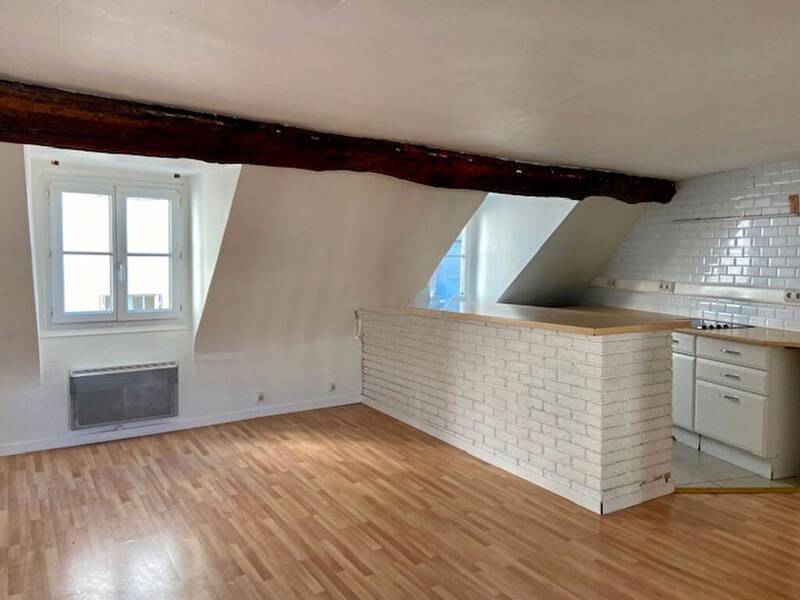 T2 37m2 mansardé 2 pièces Versailles quartier Notre-Dame