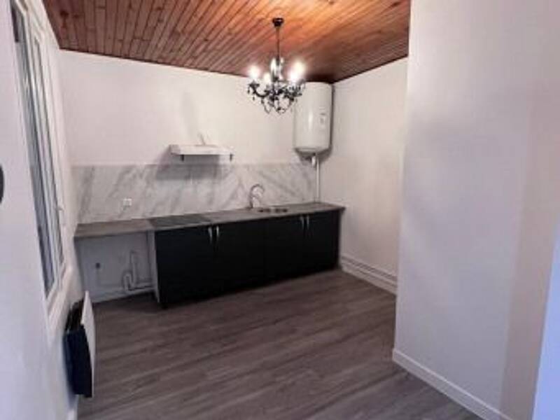 T2 25sqm with shared garden in Drancy 93700 for rent €900