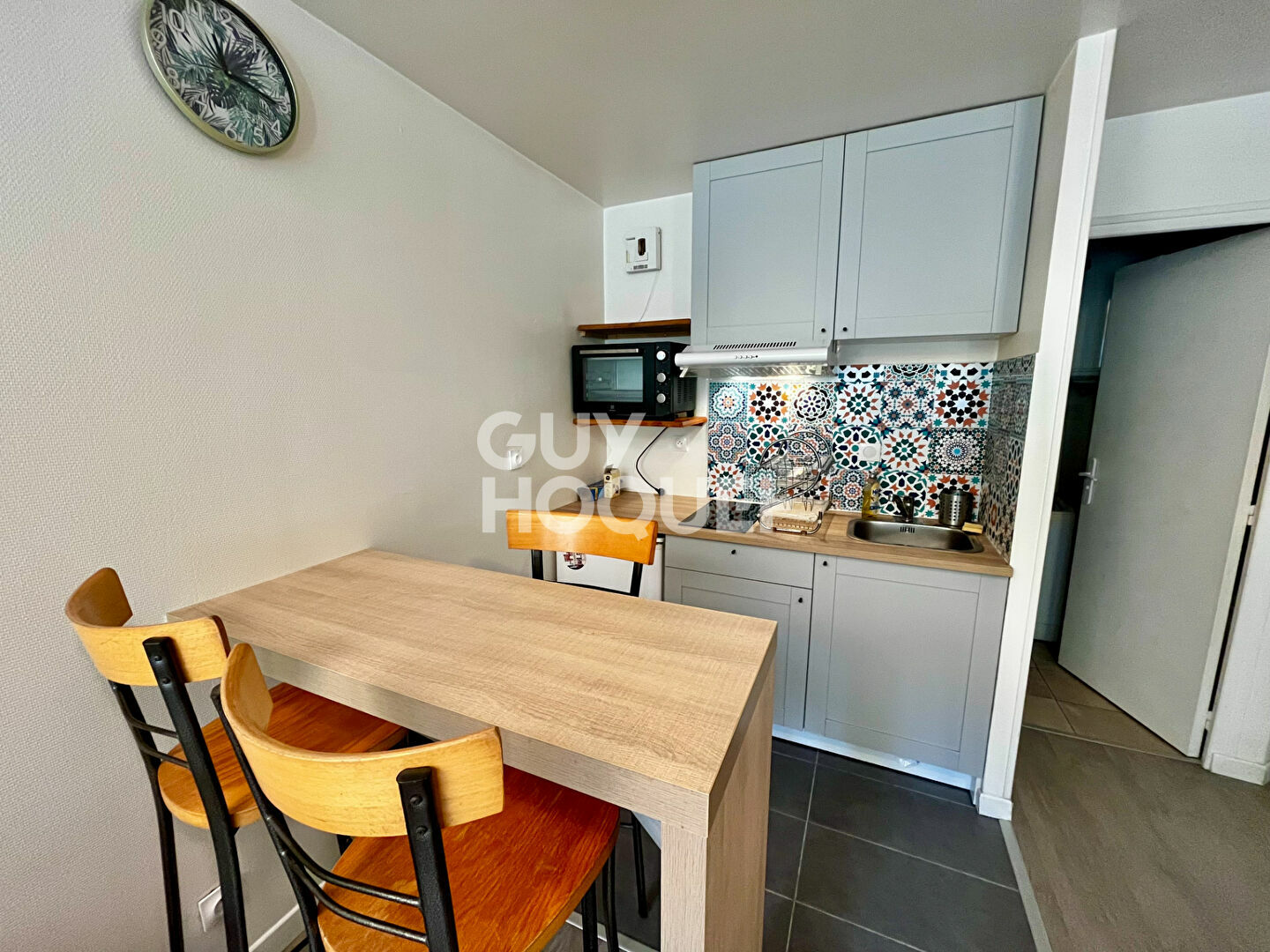 FURNISHED STUDIO - OLD MASSY
