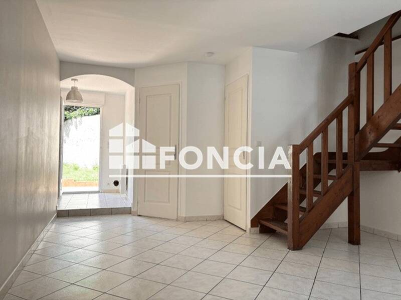 47sqm house for rent in Houdan