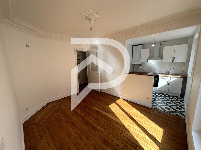 3-Bedroom Apartment 53sqm 4th Floor with Elevator Paris 15