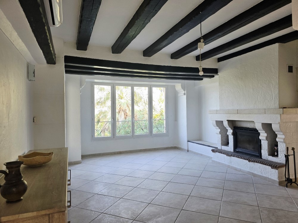 Rental apartment of 130 sqm in ANTIBES.