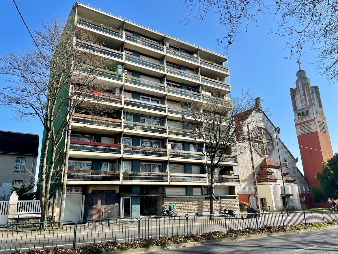 Appartement F1 28m² avec terrasse à Epinay sur Seine