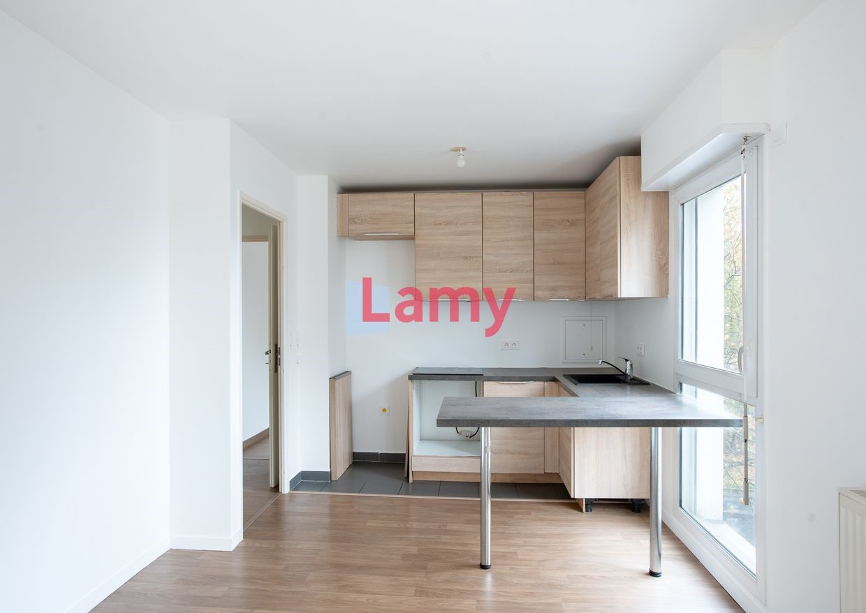 For sale: 47 sqm apartment in Argenteuil.