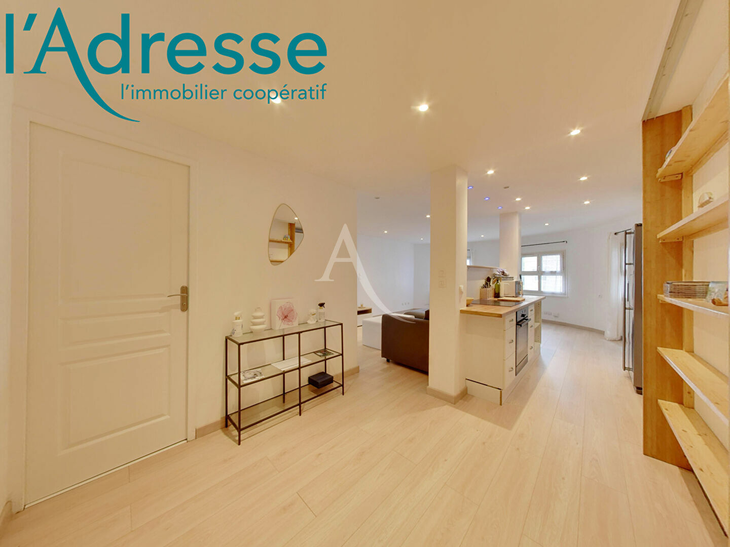 Apartment in Noisy Le Grand, 2 rooms, 54 sqm.