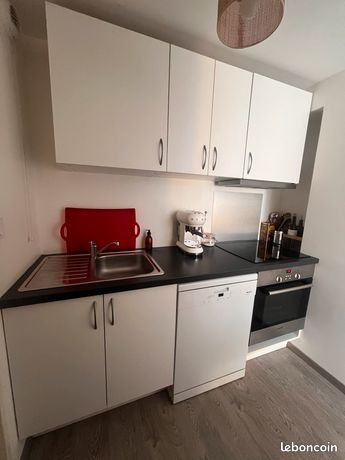 2-Room Duplex – 53 sqm – South Balcony – Parking – Voltaire-Sartoris District