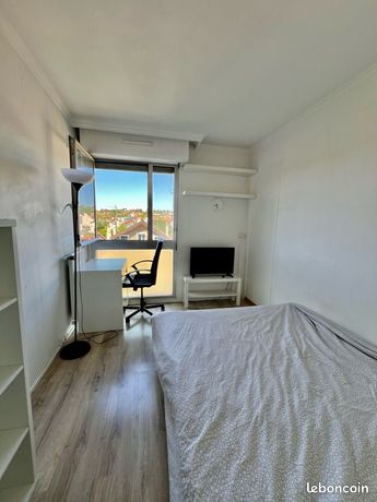 Shared apartment 10 minutes walk from the RER E station Rosny Sous Bois
